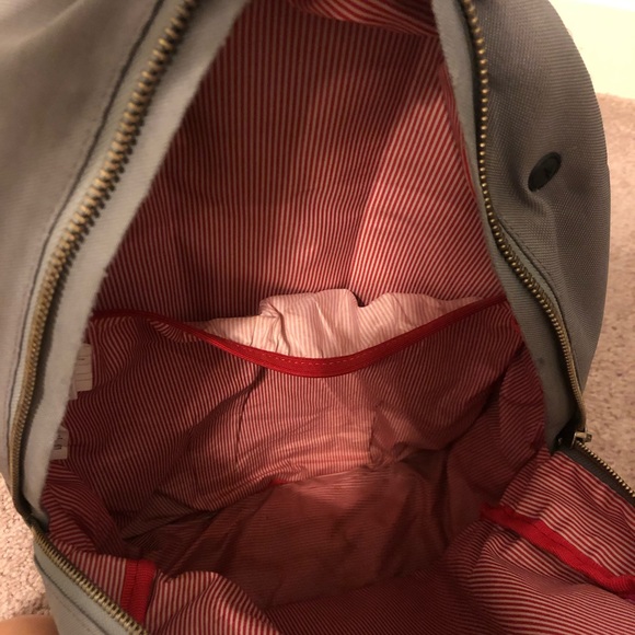 Herschel Gray Backpack - Picture 7 of 7